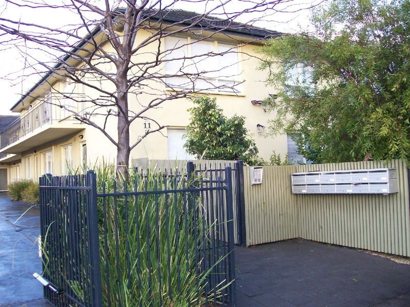 9/11 Maroona Road, Carnegie VIC 3163