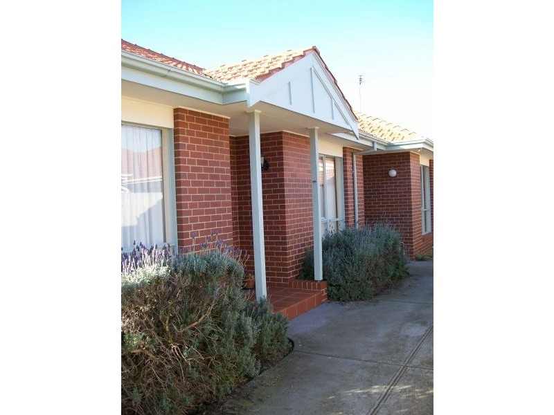 8C Yendon Road, Carnegie VIC 3163