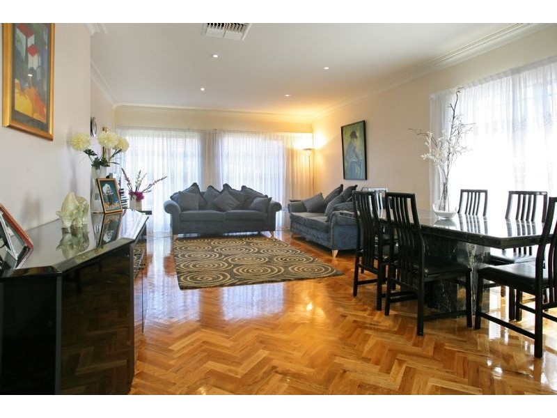 2/30 Castles Road, Bentleigh VIC 3204