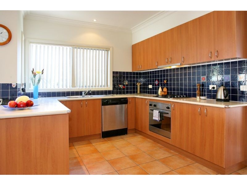 2/30 Castles Road, Bentleigh VIC 3204