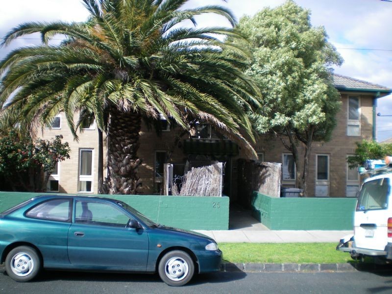 11/25 Royal Avenue, Glen Huntly VIC 3163