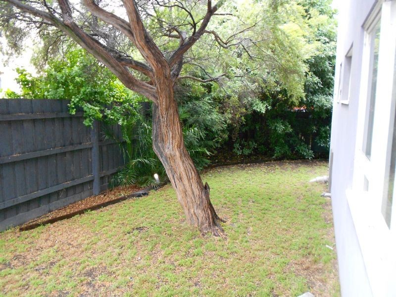 4/21 Royal Avenue, Glen Huntly VIC 3163