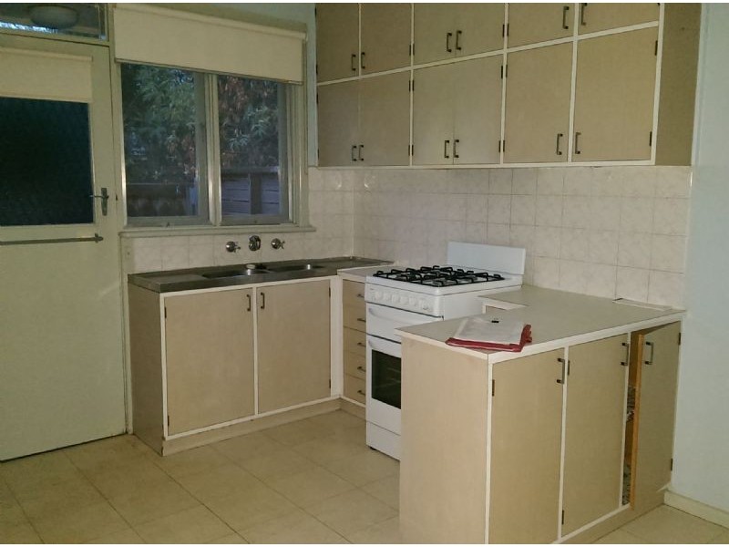 2/37 Gardenia Road, Elsternwick VIC 3185