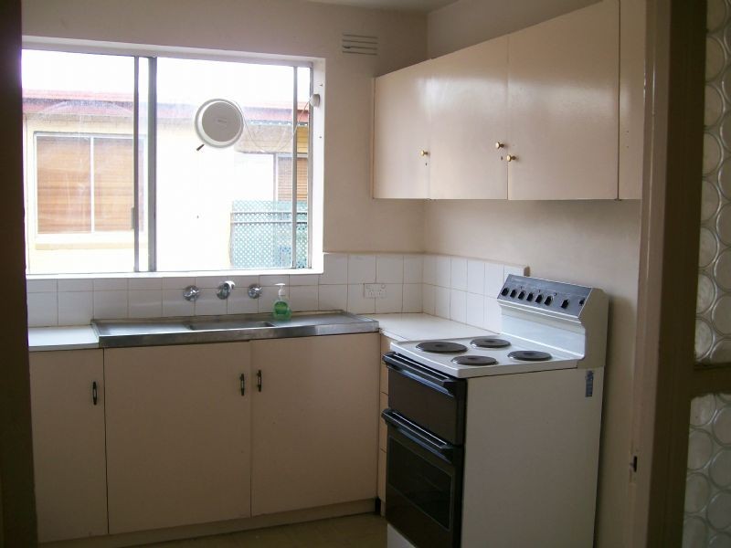 17/250 Dandenong Road, St Kilda East VIC 3183