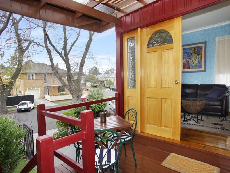 2/10 Pevensey Street, Geelong VIC 3220