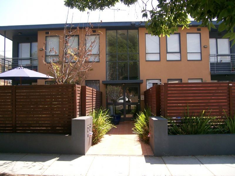 1/5 Rosedale Avenue, Glen Huntly VIC 3163