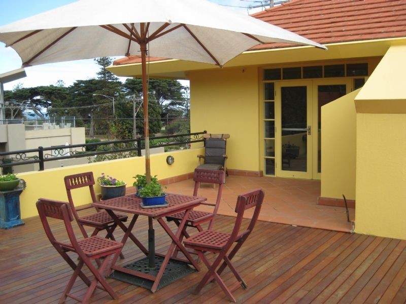 62 Esplanade, Brighton VIC 3186