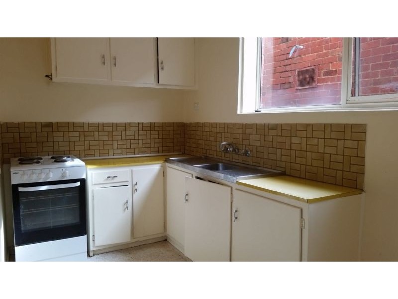 2/56 Grange Road, Carnegie VIC 3163