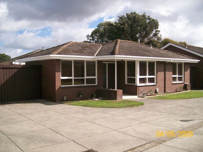 7/83 Woornack Road, Carnegie VIC 3163