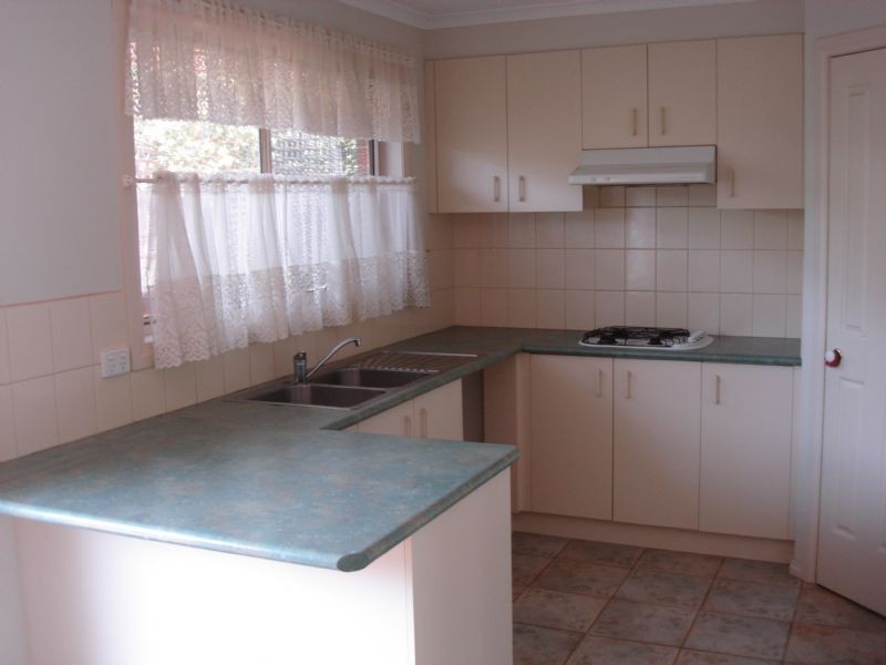 3/3 Plummer Street, Croydon VIC 3136