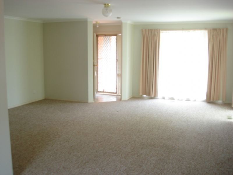 3/3 Plummer Street, Croydon VIC 3136