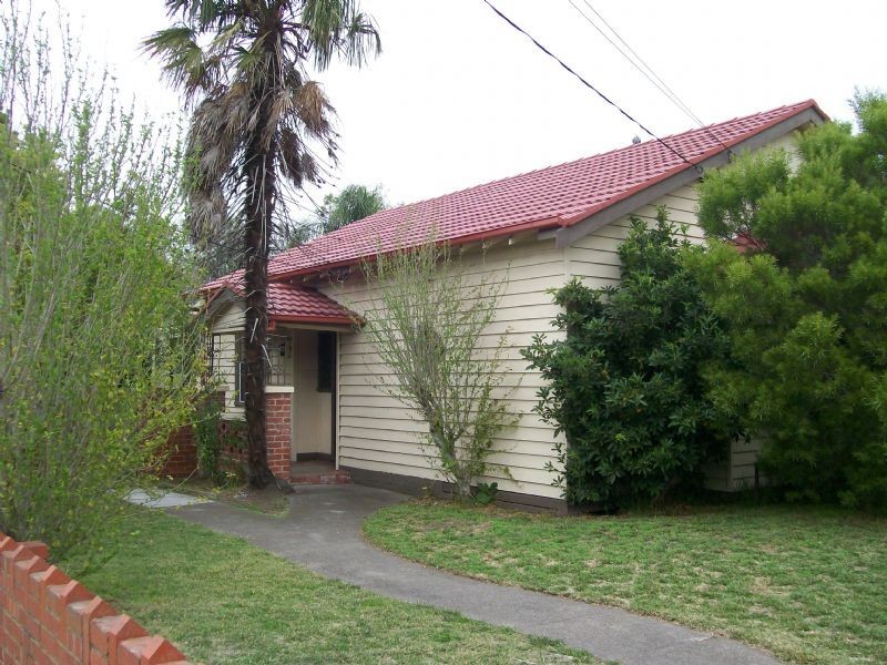 35 El Nido Grove, Glen Huntly VIC 3163