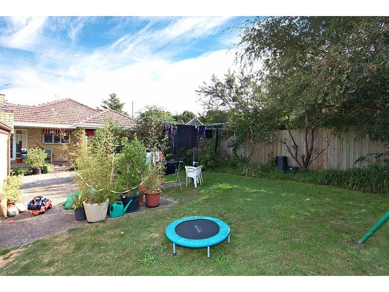 46 Katandra Road, Ormond VIC 3204