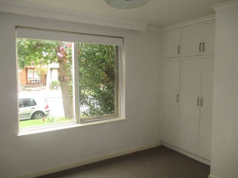 4/30 Royal Avenue, Glen Huntly VIC 3163