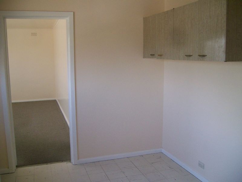 4/9 Parton Court, Carnegie VIC 3163