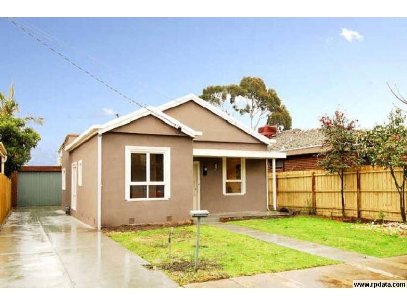 5 Graceburn Avenue, Carnegie VIC 3163