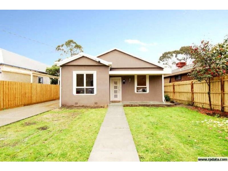 5 Graceburn Avenue, Carnegie VIC 3163