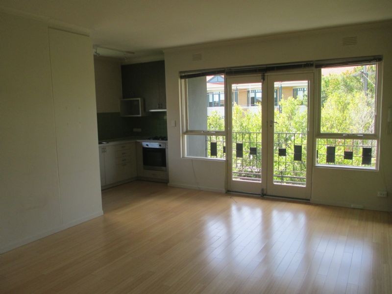 6/7 Leila Road, Ormond VIC 3204