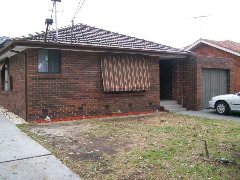 14 Wanalta Road, Carnegie VIC 3163