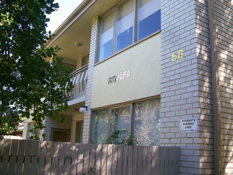 4/58 Leila Road, Carnegie VIC 3163