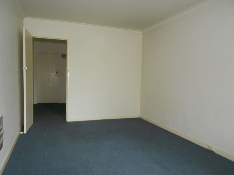 2/30 Royal Avenue, Glen Huntly VIC 3163