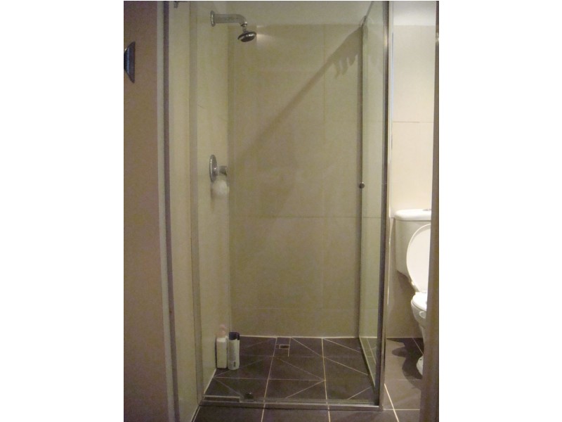 8/194 Neerim Road, Carnegie VIC 3163