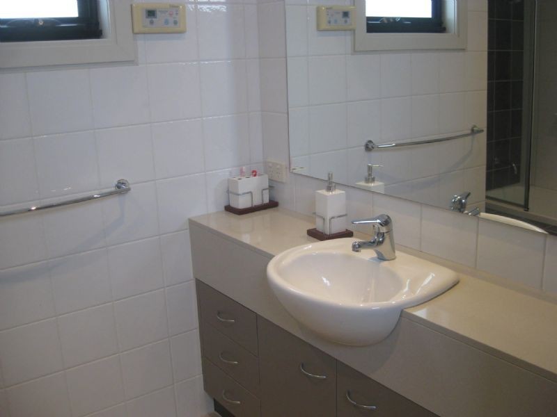24 Station Place, Glen Huntly VIC 3163