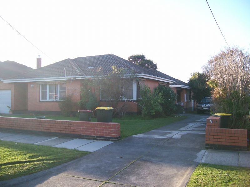 4/5 Waratah Avenue, Glen Huntly VIC 3163