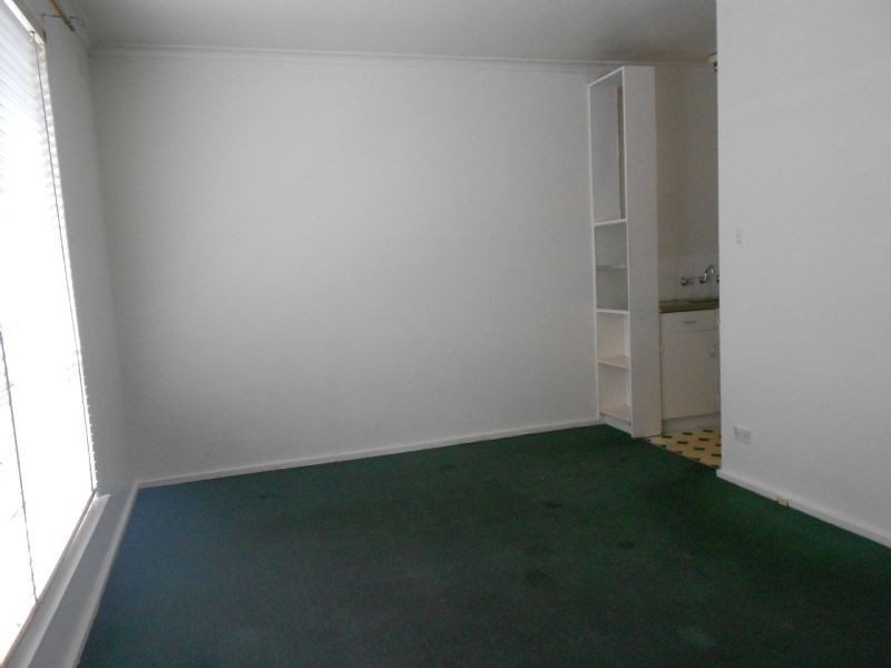 8/11 Rosedale Avenue, Glen Huntly VIC 3163