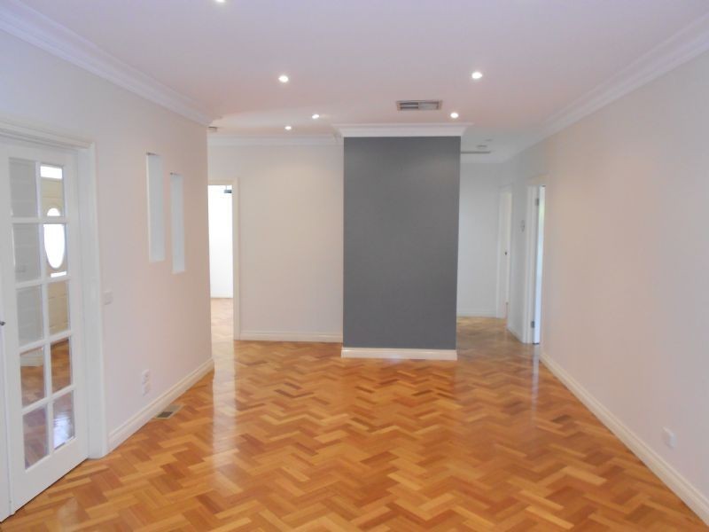 2/8 Foch Street, Ormond VIC 3204