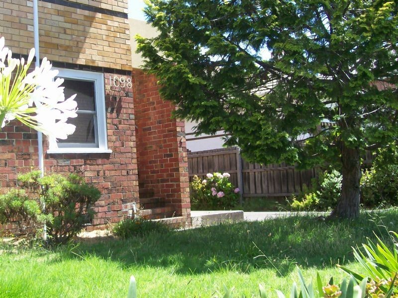 2/1098 Glenhuntly Road, Glen Huntly VIC 3163