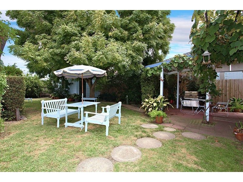 23 Booran Rd, Caulfield VIC 3162