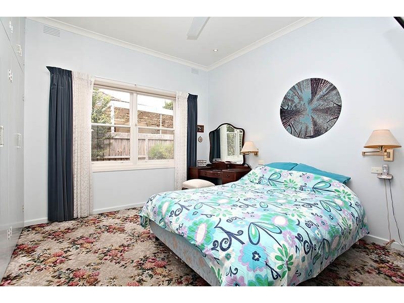 23 Booran Rd, Caulfield VIC 3162