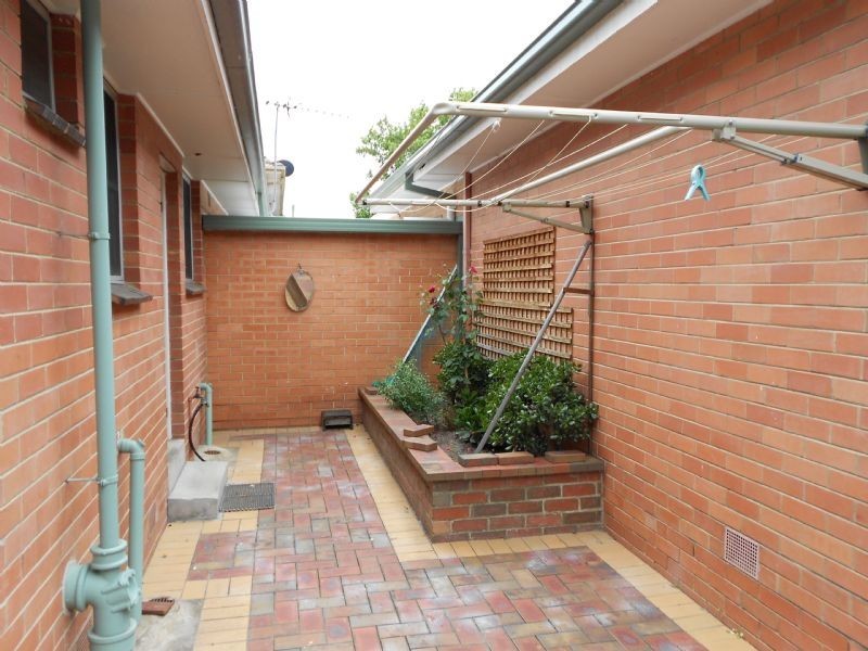 2/31 Royal Avenue, Glen Huntly VIC 3163