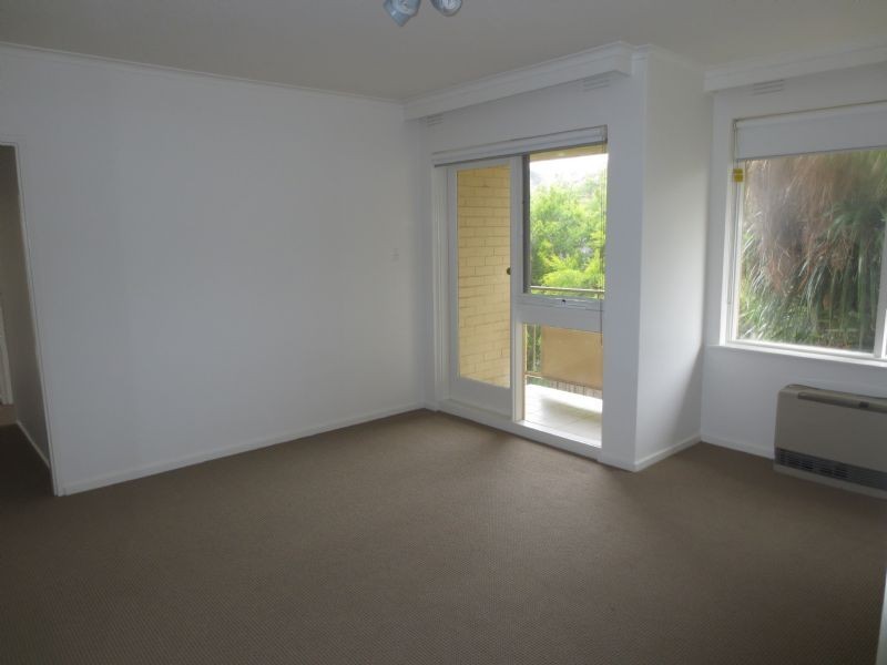 9/20 Royal Avenue, Glen Huntly VIC 3163