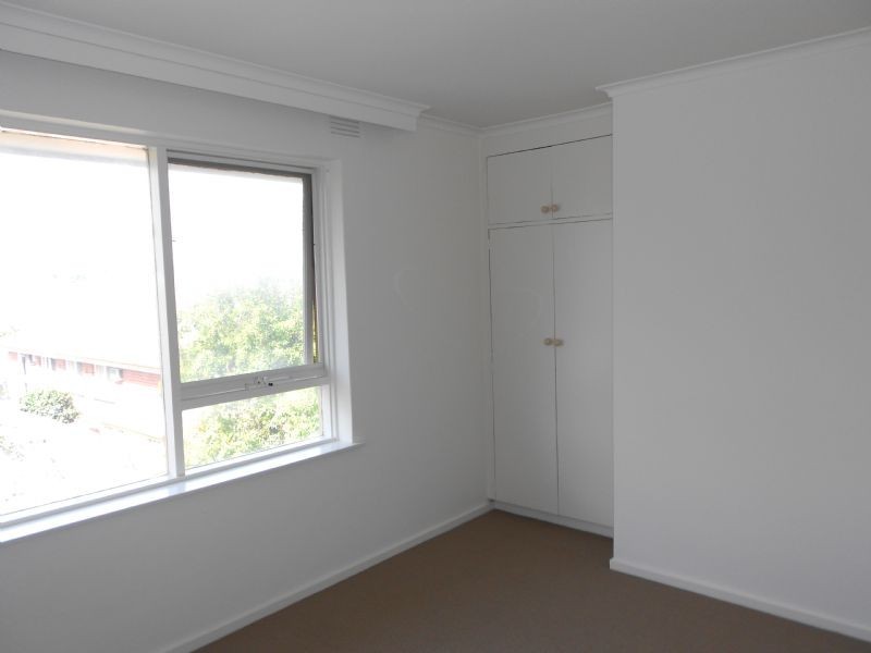 9/20 Royal Avenue, Glen Huntly VIC 3163