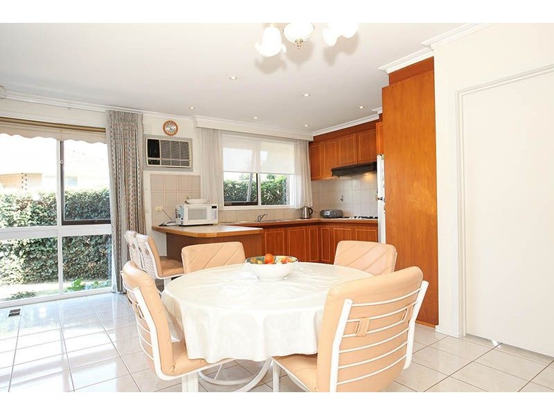 1/68 Oakleigh Rd, Carnegie VIC 3163