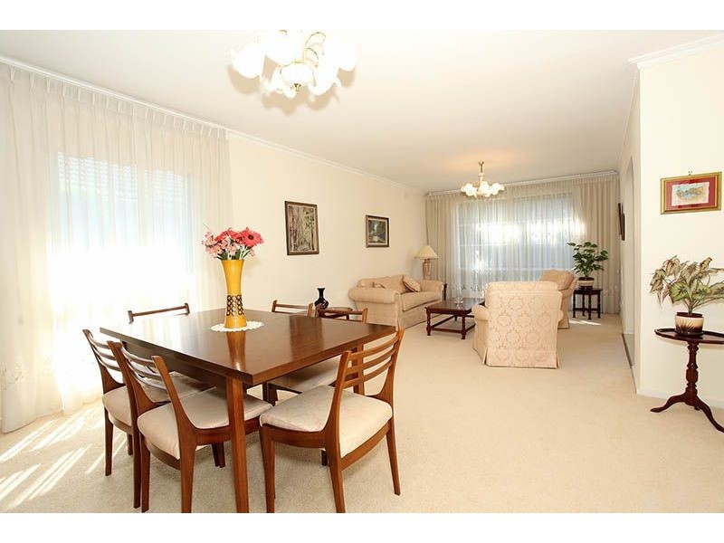 1/68 Oakleigh Rd, Carnegie VIC 3163