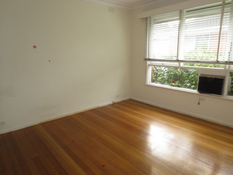 1/205 Grange Rd, Carnegie VIC 3163