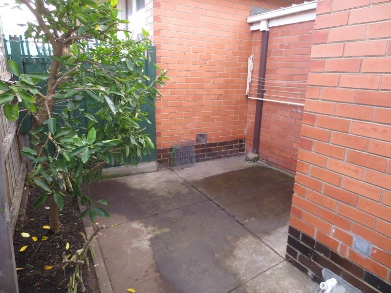 1/205 Grange Rd, Carnegie VIC 3163