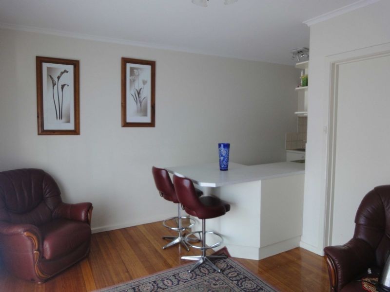 9/2 Rosedale Ave, Glen Huntly VIC 3163