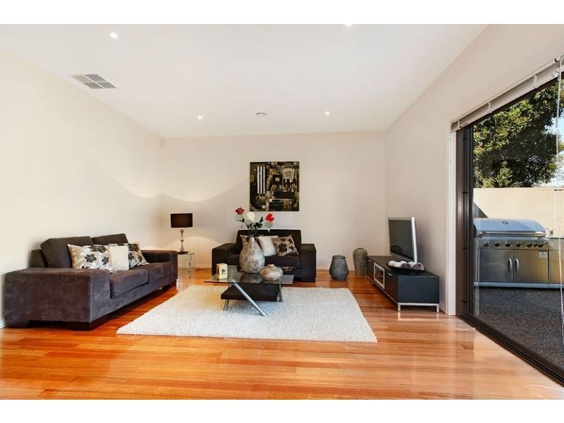 16 Atkinson St, Murrumbeena VIC 3163