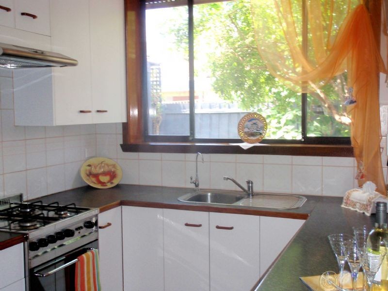 4/17 Park Avenue, Glen Huntly VIC 3163