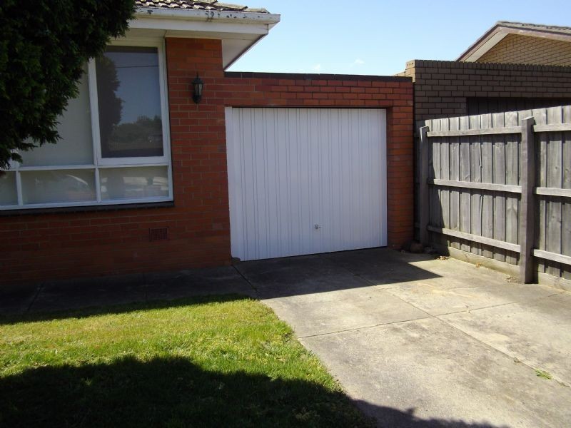 1/15 Mackay Ave, Glen Huntly VIC 3163