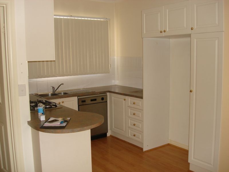 4/33-35 Woodville Avenue, Caulfield South VIC 3162