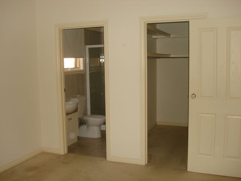 4/33-35 Woodville Avenue, Caulfield South VIC 3162