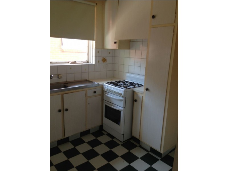 12/12 St Huberts Road, Carnegie VIC 3163