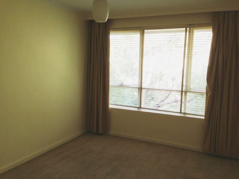 12/12 St Huberts Road, Carnegie VIC 3163