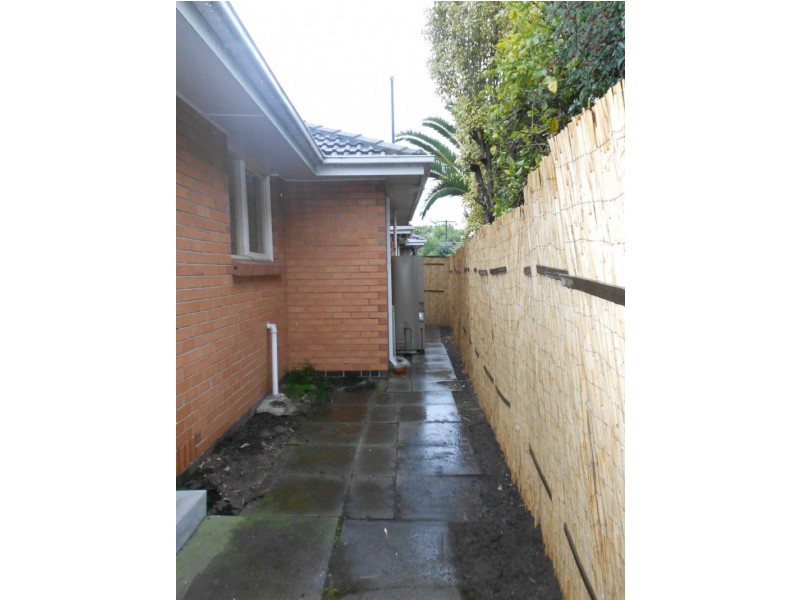 2/195 Grange Road, Glen Huntly VIC 3163