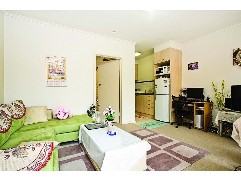 8/7 Truganini Rd, Carnegie VIC 3163